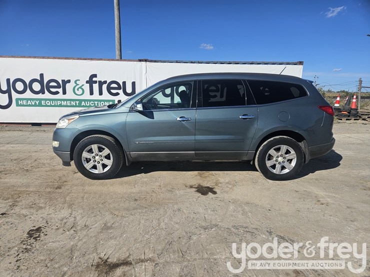 2009-chevrolet-traverse-image-3