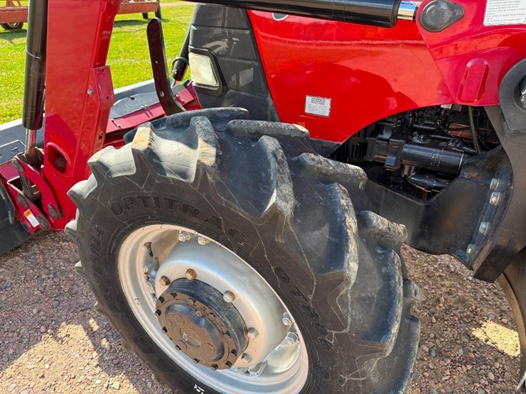 case-ih-farmall-80-image-13