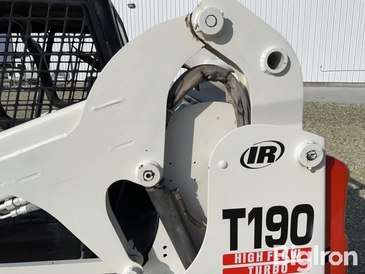 2003-bobcat-t190-image-17