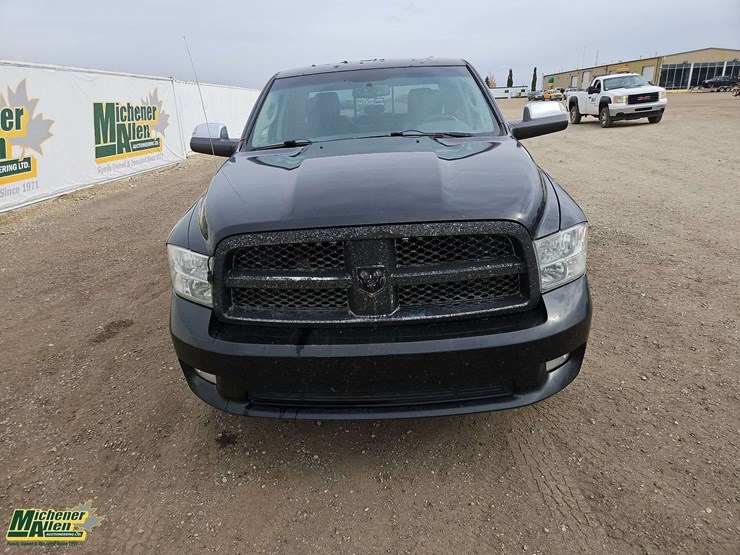 2012-dodge-1500-image-8