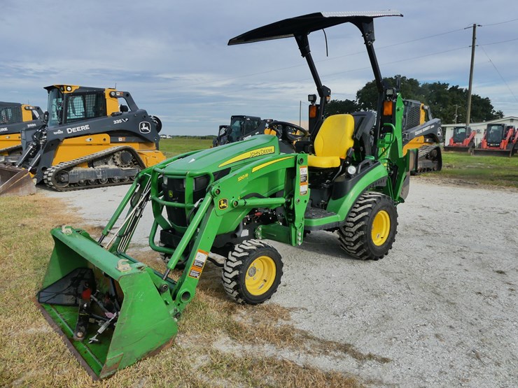 john-deere-1025r-image-1