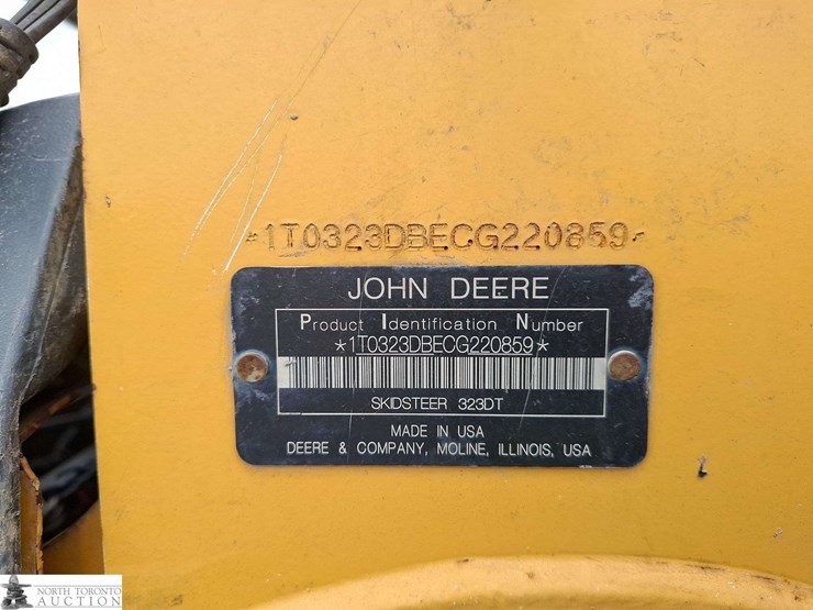 2012-deere-323d-image-17