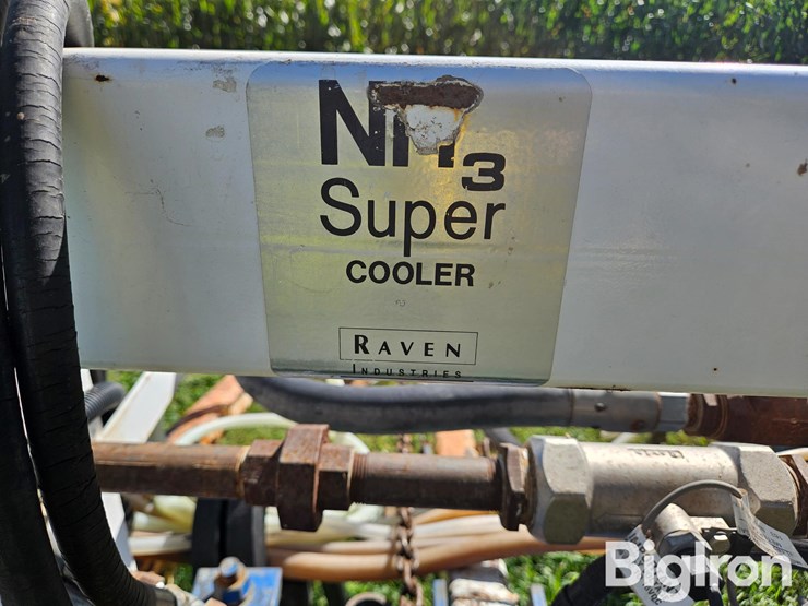 9-knife-anhydrous-applicator-image-12