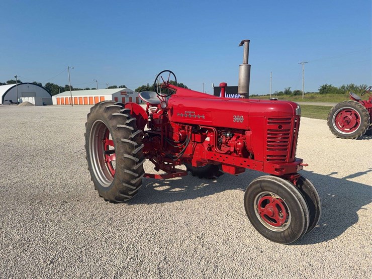 farmall-300-image-1