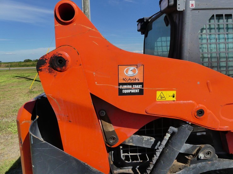 kubota-svl75-3-image-8