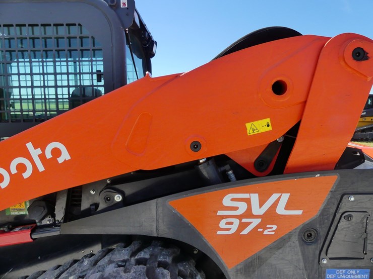 kubota-svl97-2-image-7