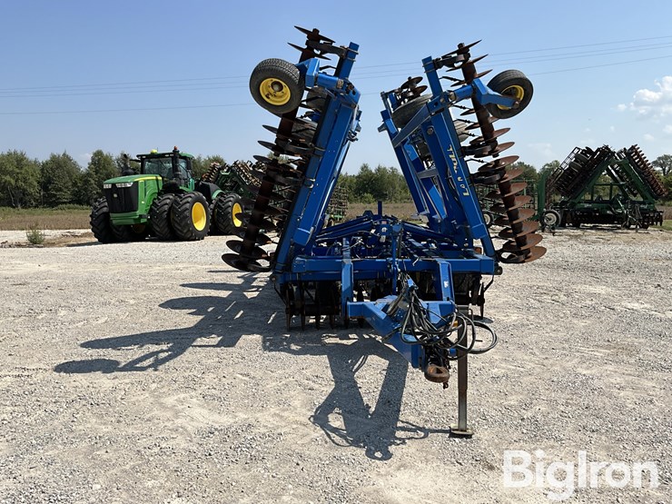 2012-landoll-7431-29-image-2