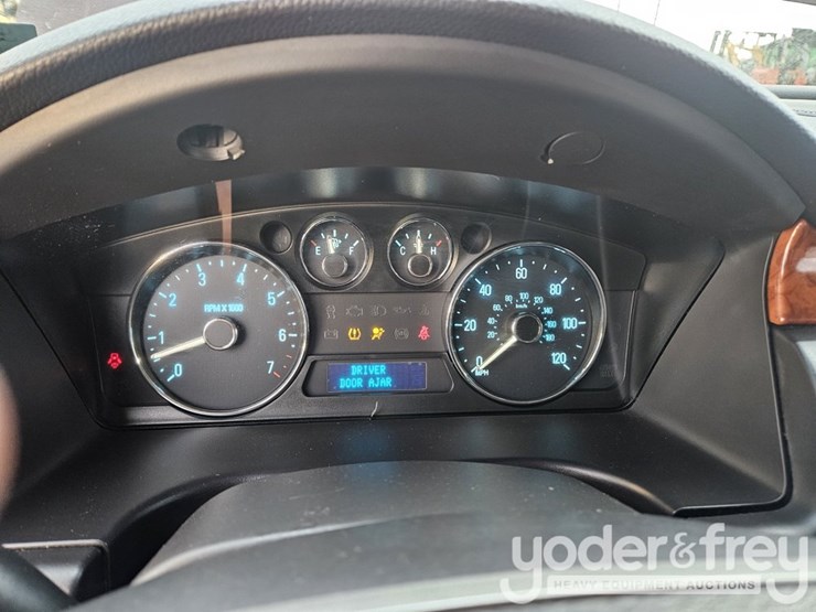 2010-ford-flex-image-22