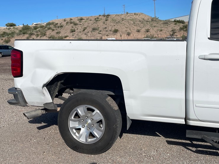 #2754-•-2015-chevrolet-silverado-(title-in-delay)-image-91
