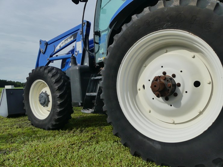 new-holland-ts115a-image-8