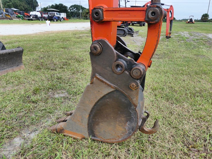 kubota-u27-4-image-16