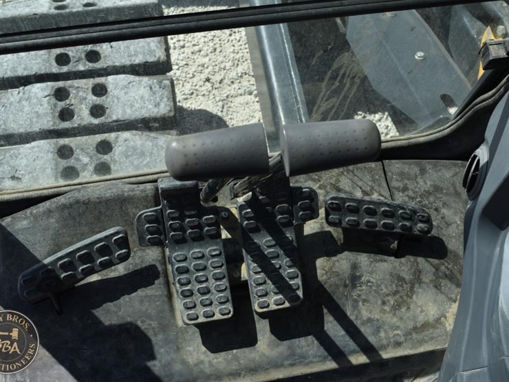 2023-deere-85-p-tier-image-64