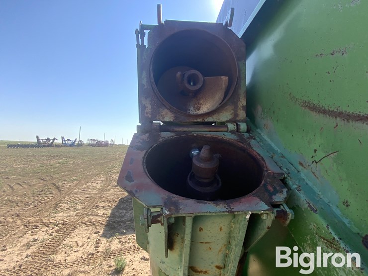 john-deere-650-image-15