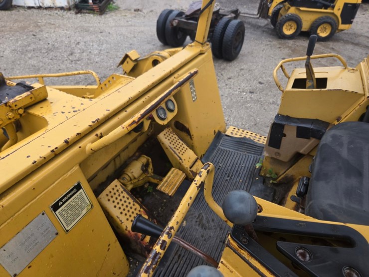 caterpillar-963-image-34