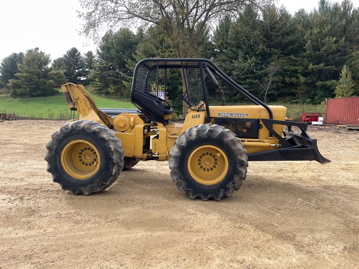 deere-440b-image-4