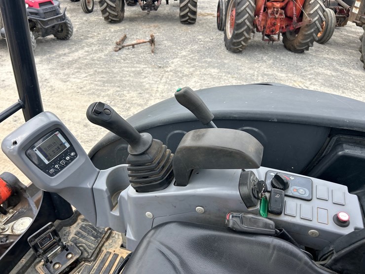 2023-kubota-u35-4-image-16