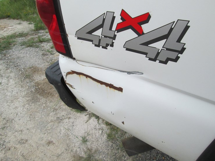 2006-chevrolet-2500hd-image-11