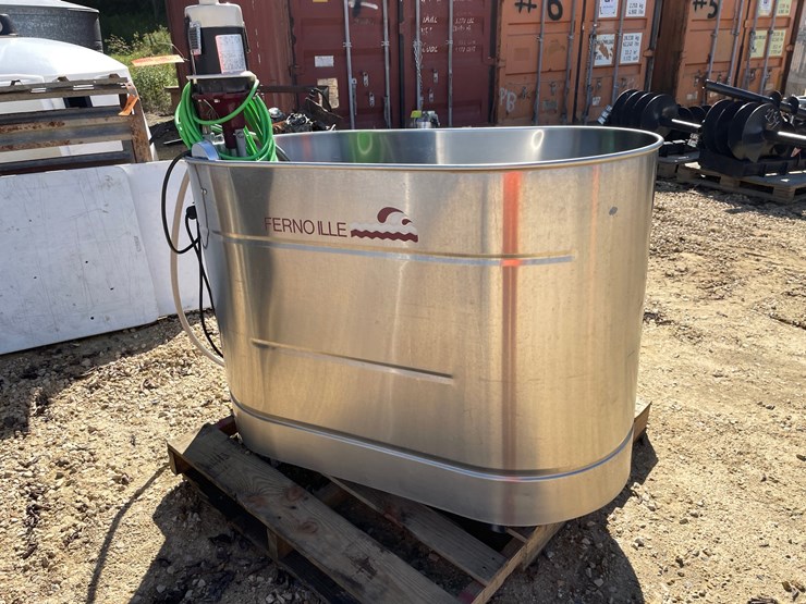 #3004-•-fernoille-sports-whirlpool-image-2