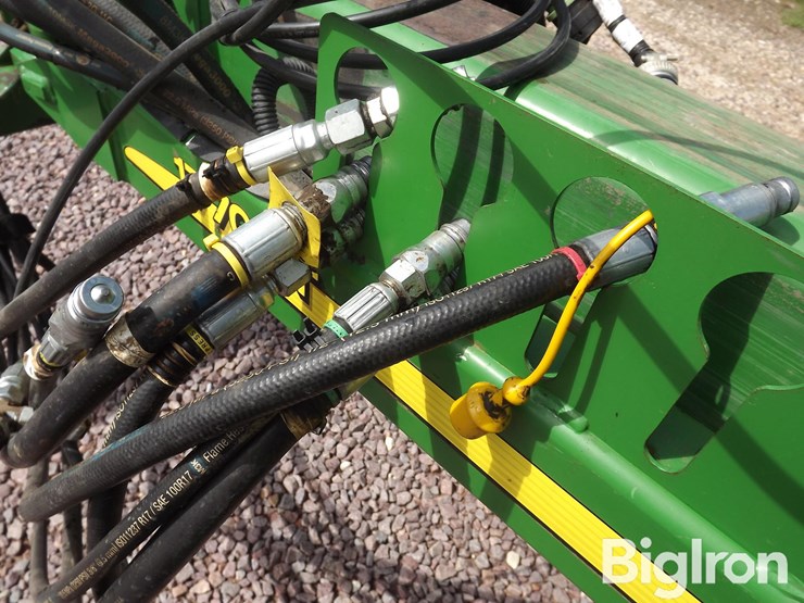 2012-john-deere-1770nt-image-12