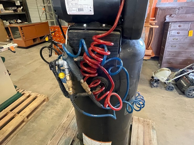 #4646-•-60-gallon-vertical-air-compressor-image-5