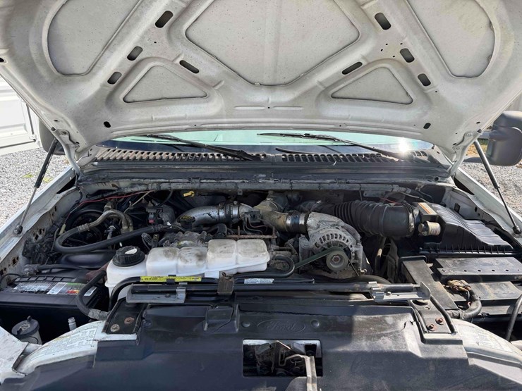 2001-ford-f450-image-14