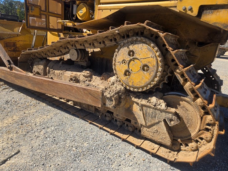 caterpillar-d6r-image-75