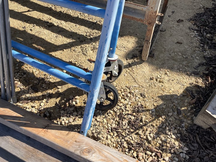 #3031-•-(4)-5'-scaffolding-sections-image-9