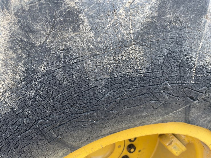 deere-440b-image-77