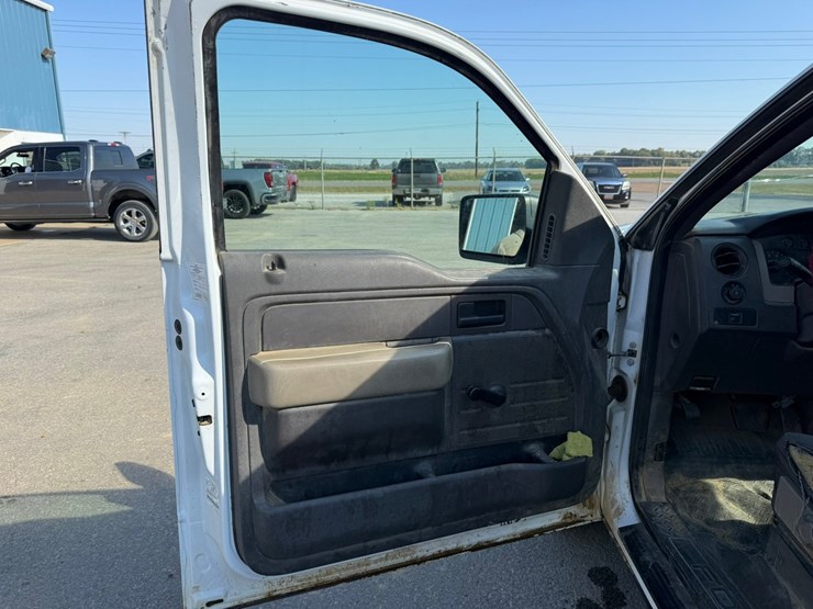2010-ford-f150-image-46