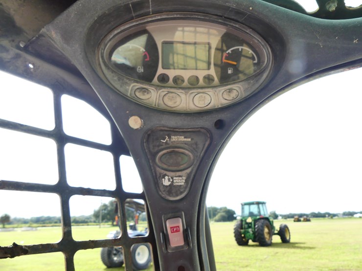 2018-bobcat-t450-image-16
