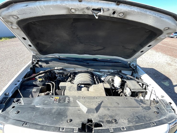#2754-•-2015-chevrolet-silverado-(title-in-delay)-image-51