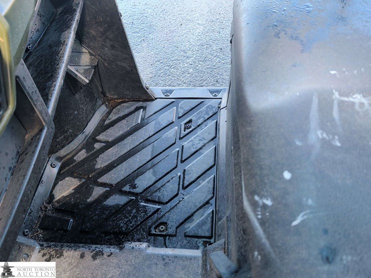 2016-polaris-ranger-image-23