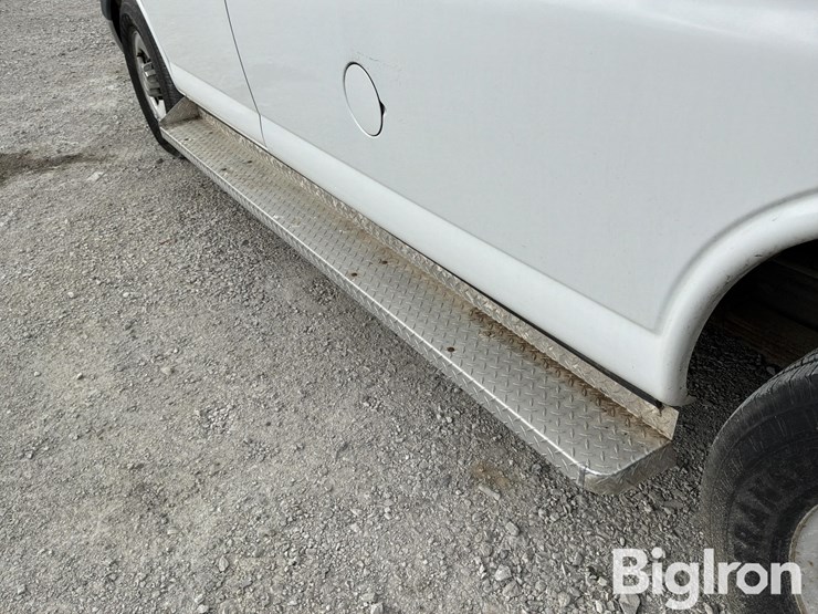 2009-chevrolet-express-g3500-image-15