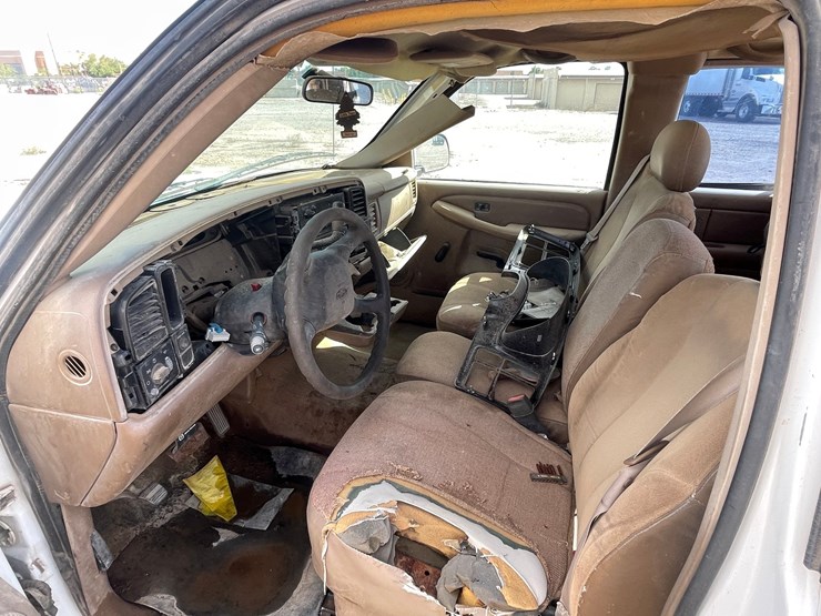 1999-chevrolet-silverado-2500-image-29