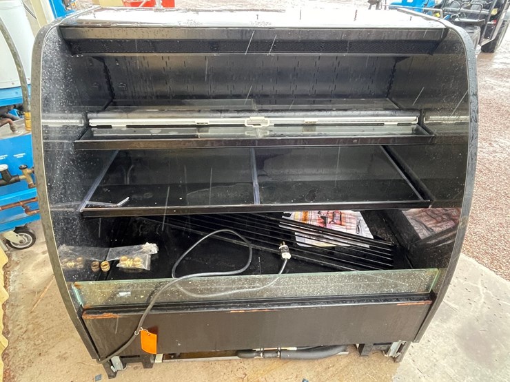 #4681-•-refrigerated-bakery-merchandising-display-image-2