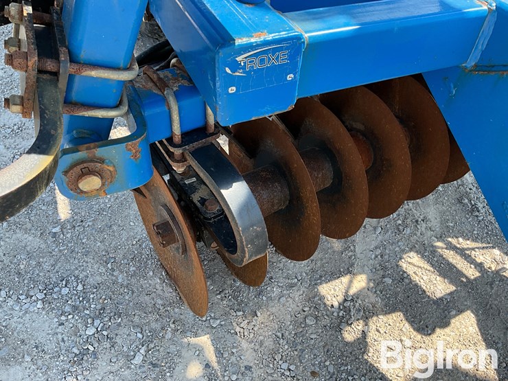2012-landoll-7431-29-image-13