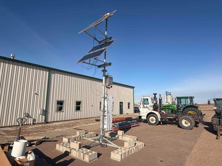 earth-cam-security-towers-image-1