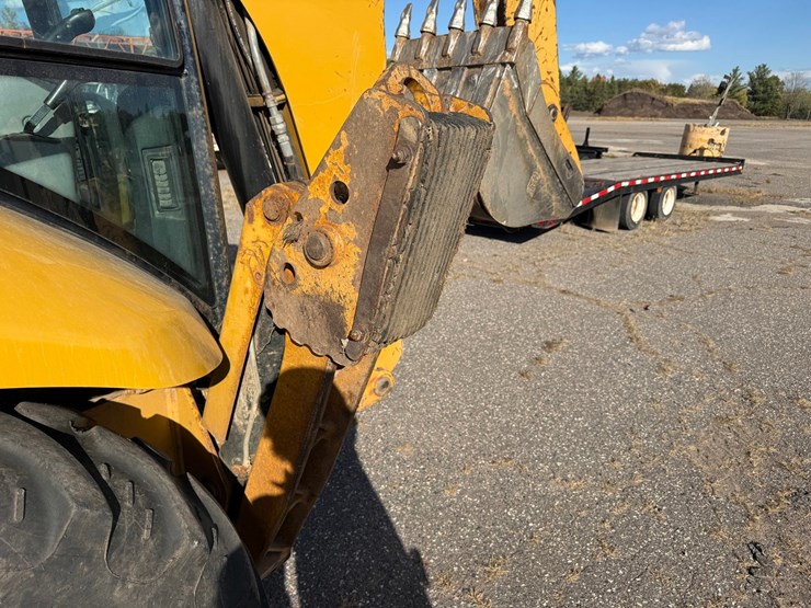 caterpillar-420e-image-46