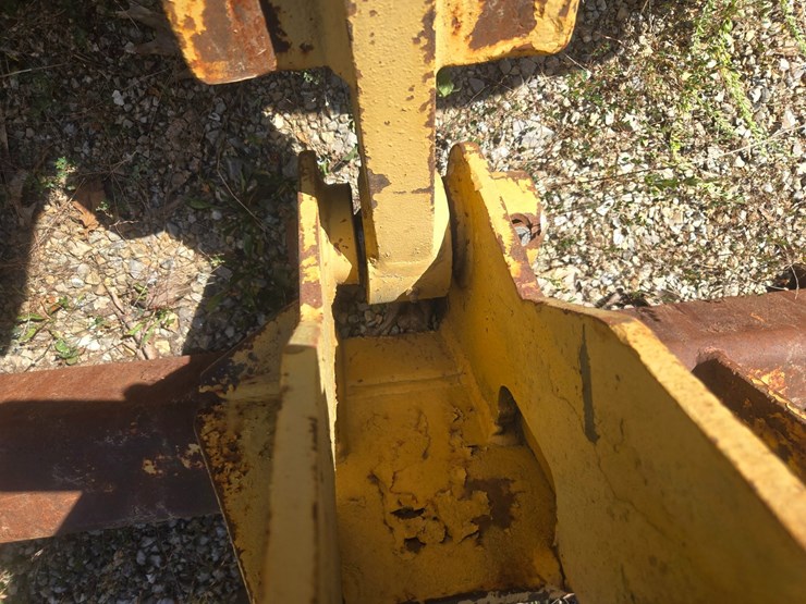 caterpillar-930-image-60