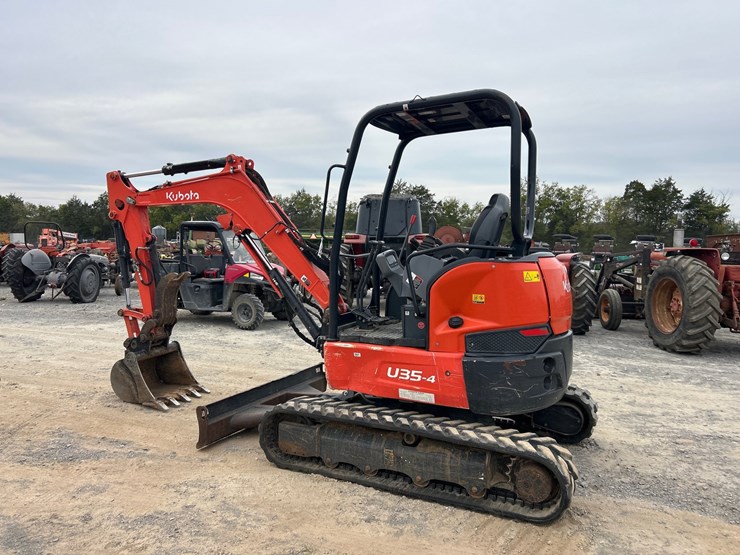 2023-kubota-u35-4-image-3