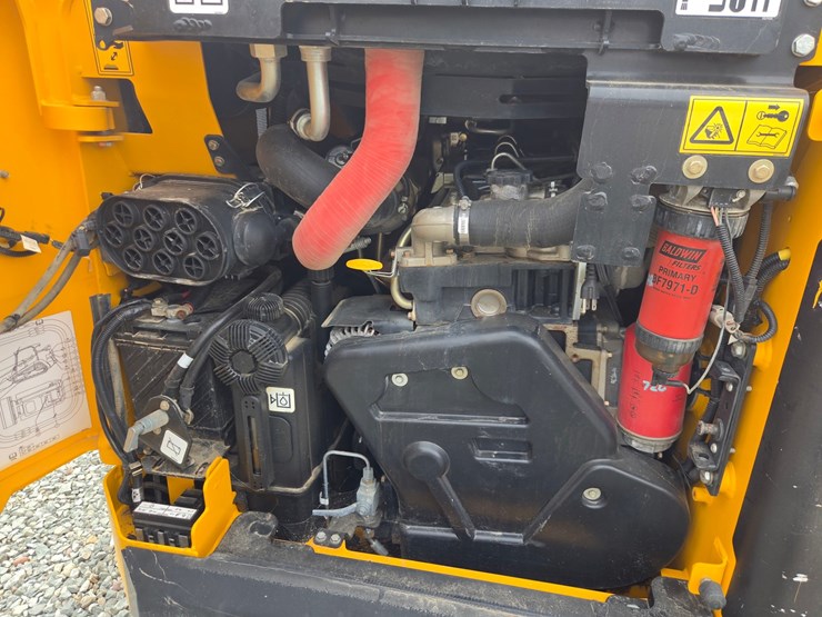 jcb-225t-image-21