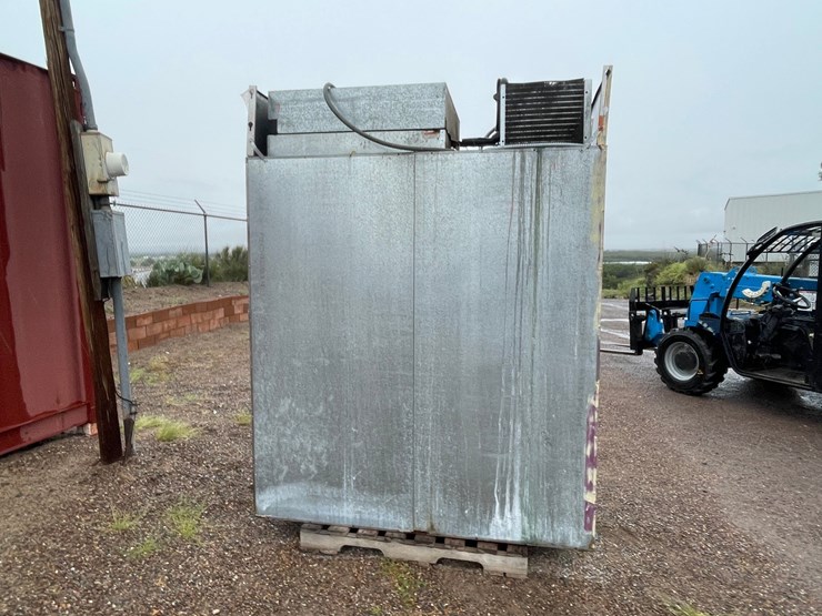 #4674-•-hobart-commercial-freezer-and-fridge-image-9