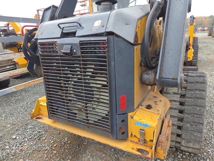 deere-333g-image-24