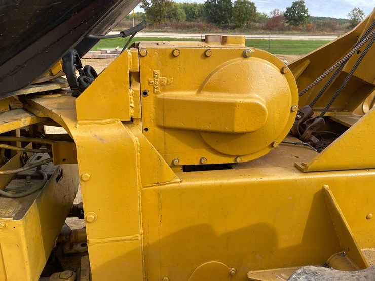 deere-440b-image-29