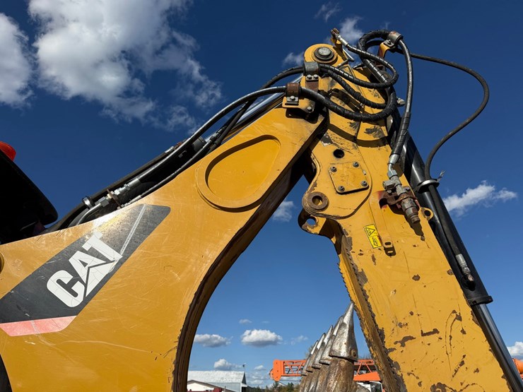 caterpillar-420e-image-55