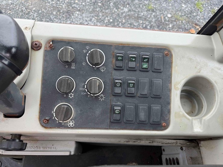 1999-case-621c-image-19
