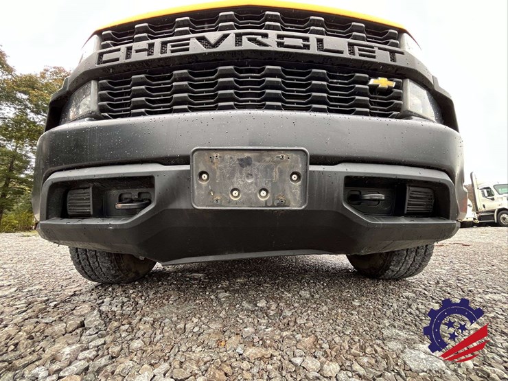 2019-chevrolet-silverado-4wd-pickup-truck-image-13