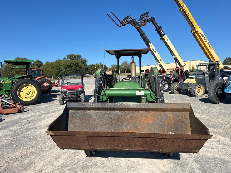 john-deere-2640-image-5