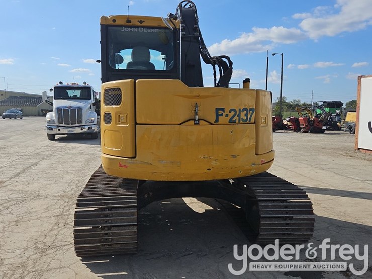 2017-deere-75g-image-4