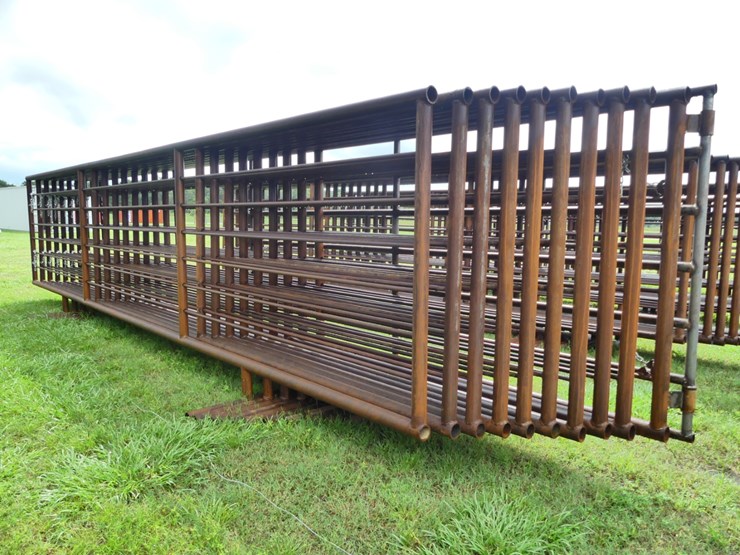 (10)-24'-free-standing-panels-image-3